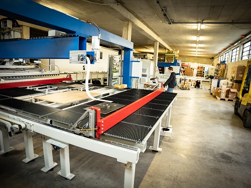 Produktionsanlage in der Werkshalle