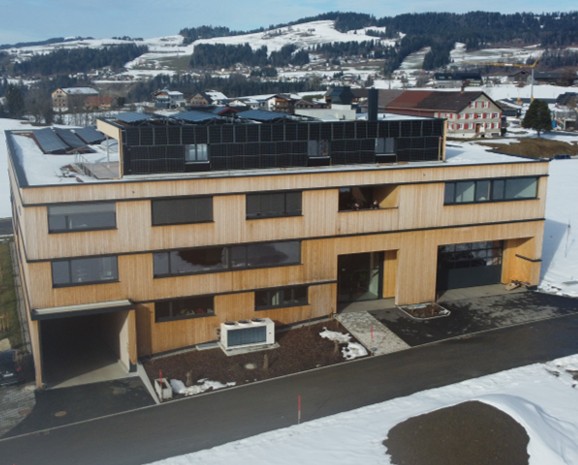 Fertiggestellter Firmenstandort von FE-Mechatronik in Krumbach